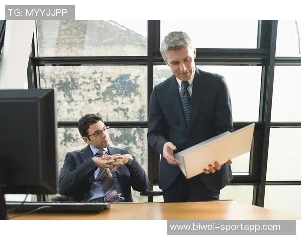 萨默尔直言多特需面对现实施洛特贝克缺乏领导能力亟待解决